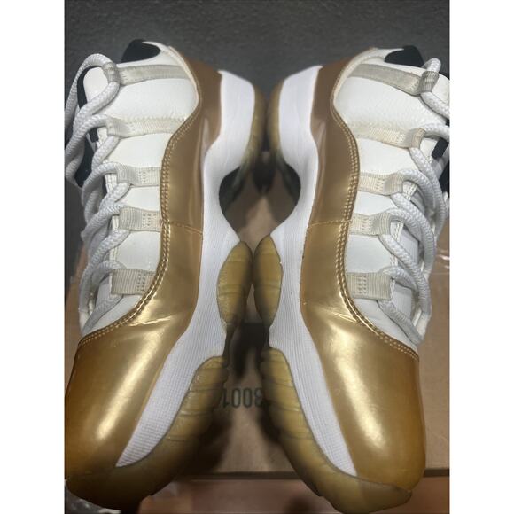 Nike Air Jordan 11 Retro Low Closing Ceremony Size 10.5 White 528895-103 main image 2